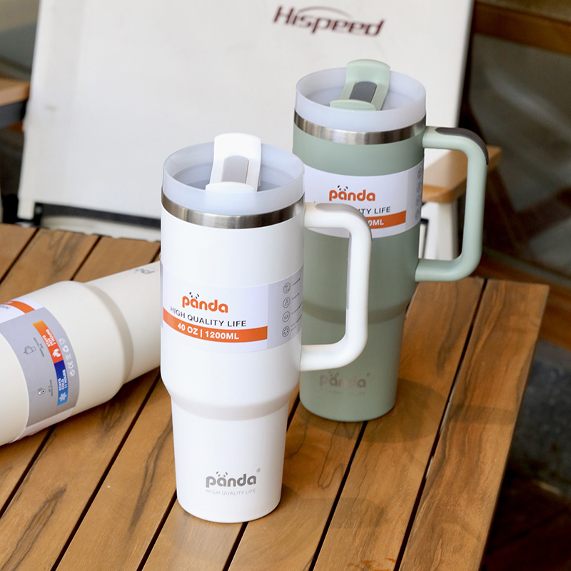 1200ML แก้วเก็บอุณหภูมิ PANDA ขวดน้ํา ขนาด 40OZ ของแท้ ขวดน้ําเก็บความเย็น แก้วเก็บความเย็น แก้วน้ำเก็บความเย็น ราคา 209 บาท*ส่งฟรี