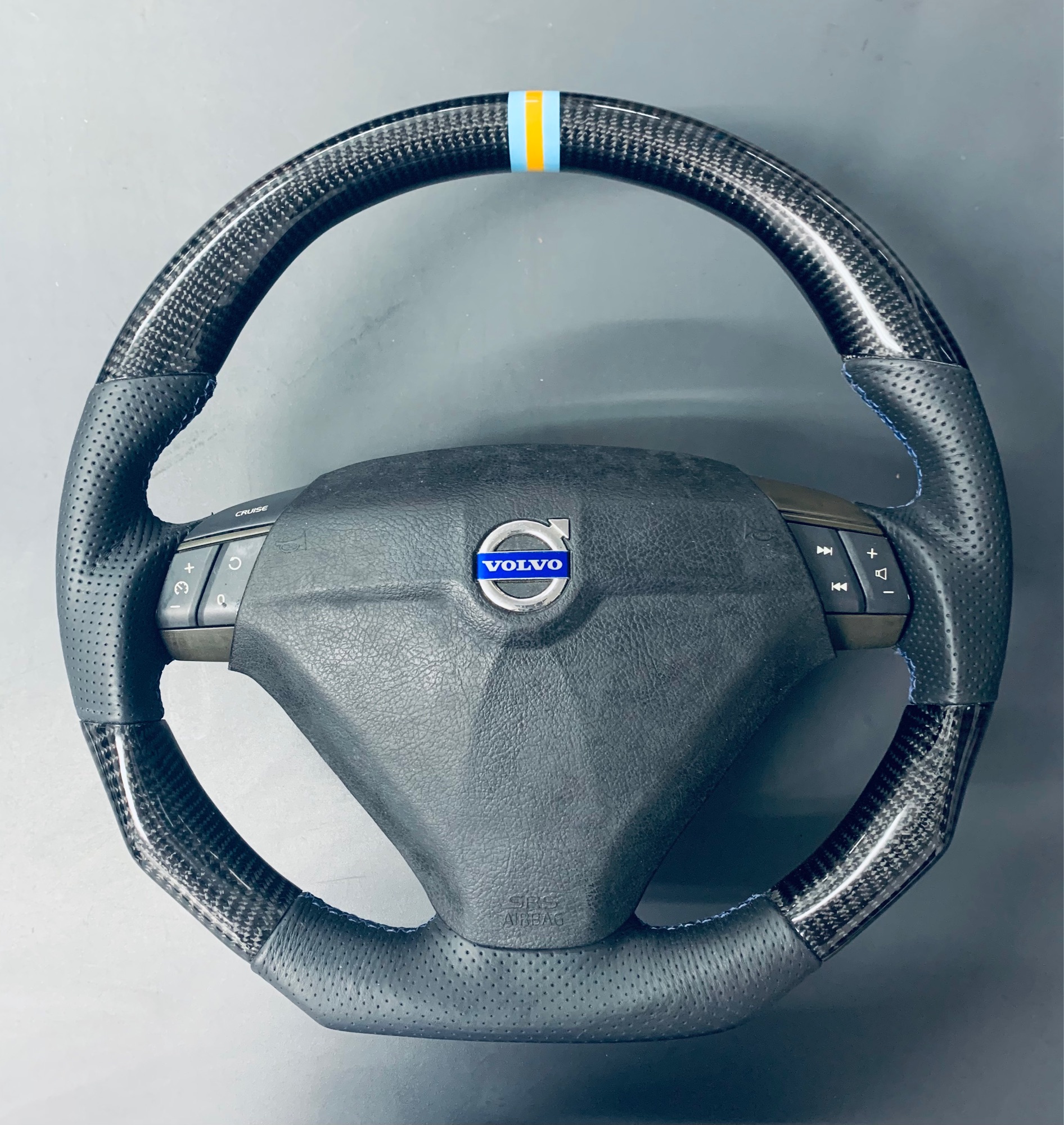 Volvo Steering Wheel Real Carbon Racing for S60 V70 S60R V70R P2 ราคา 10,760 บาท*ส่งฟรี