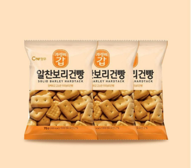 โซลด์บาร์เลย์ฮาร์ดแทค 3 ห่อ (ขนมปังกรอบ ตราชองวู) SOLID BARLEY HARDTACK (CHEONG WOO BRAND) 알찬보리건빵 ราคา 83 บาท*ส่งฟรี