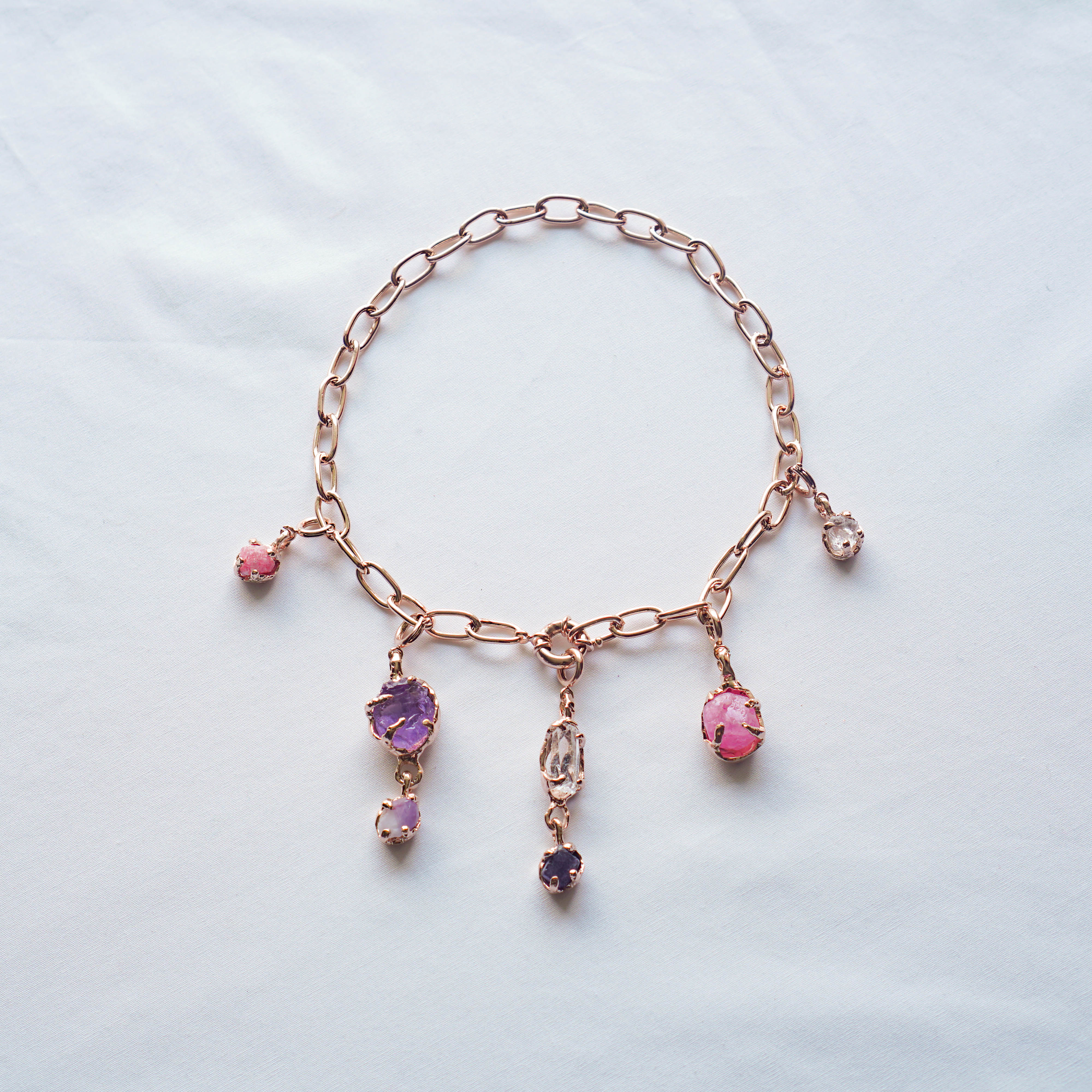 Hues Day Charm ราคา 390 บาท*ส่งฟรี