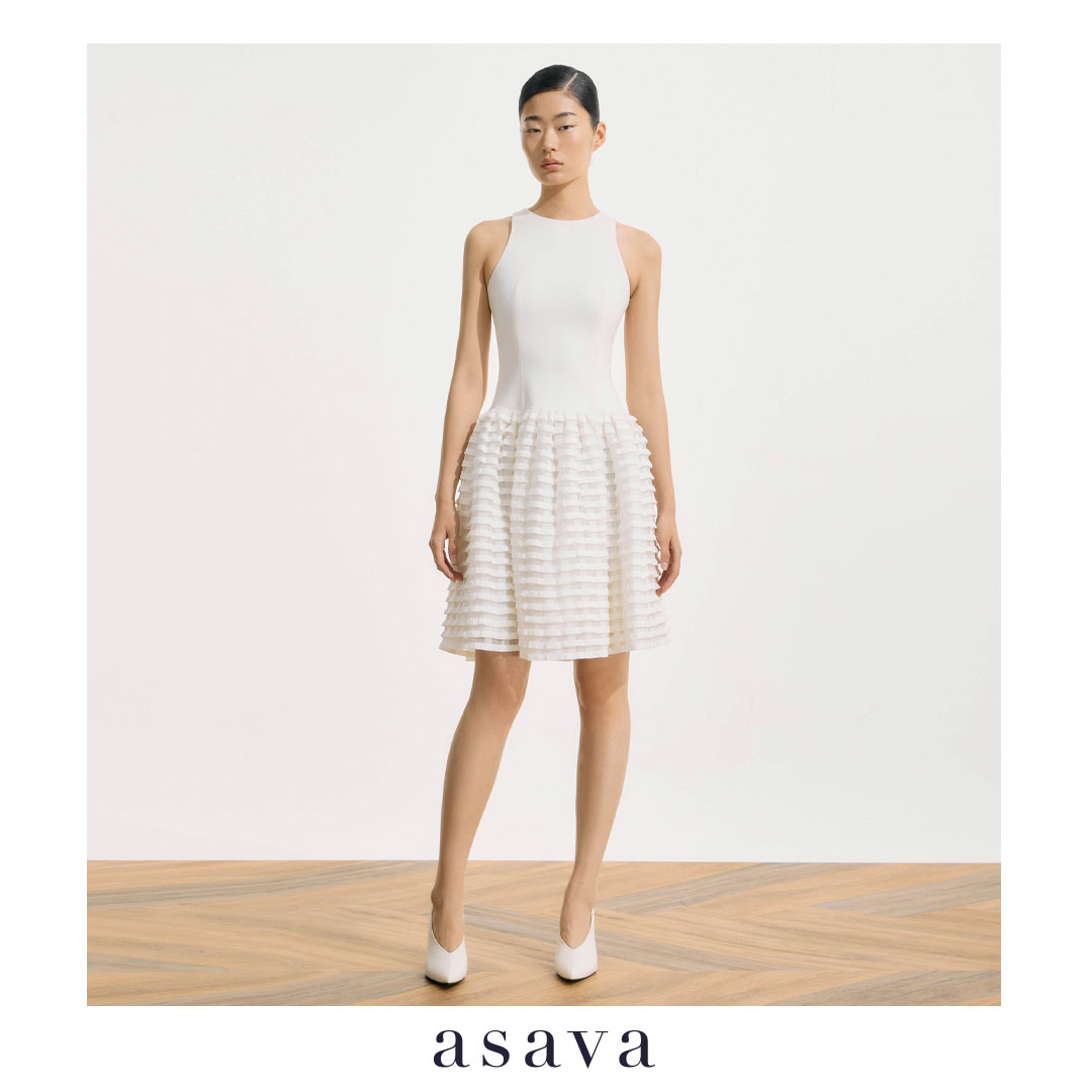 [asava ss25] Aleyna Pleated Mini Dress เดรสผู้หญิง ทรงเอ คอกลม แขนกุด แต่งดีเทลอัดพลีทด้านล่าง ซิปและตะขอหลัง ราคา 19,000 บาท*ส่งฟรี