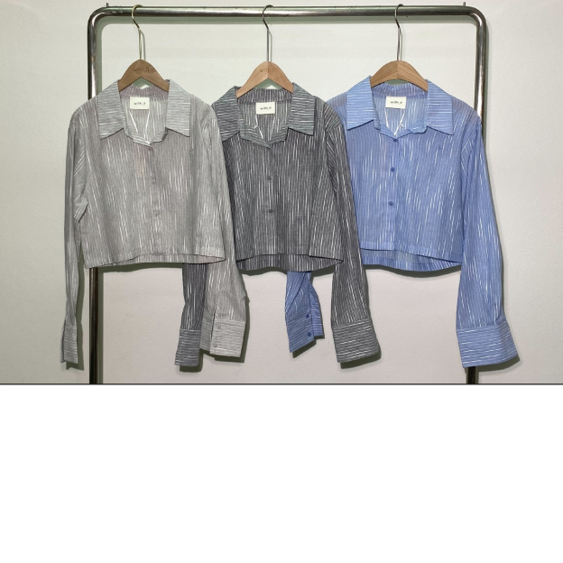 with.ti.store- TPW07401 Withit striped linen crop shirt with W embroidery ราคา 485 บาท*ส่งฟรี