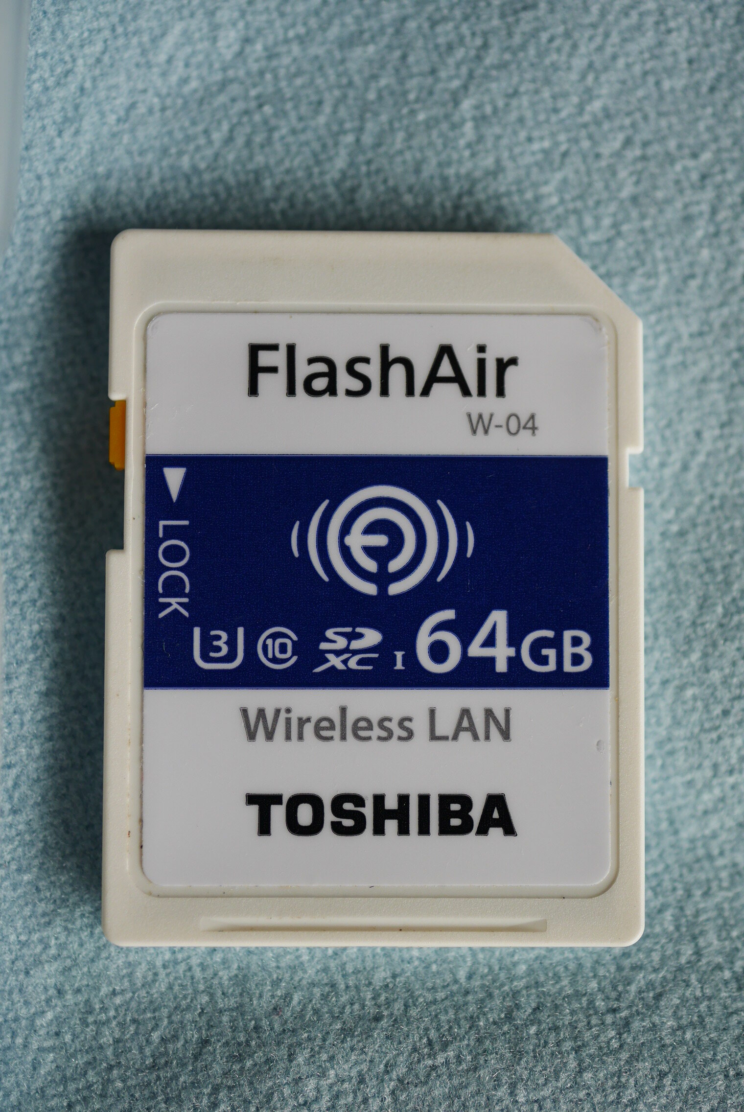 高額売筋 TOSHIBA FlashAir W-04 国内版 32GB agapeeurope.org
