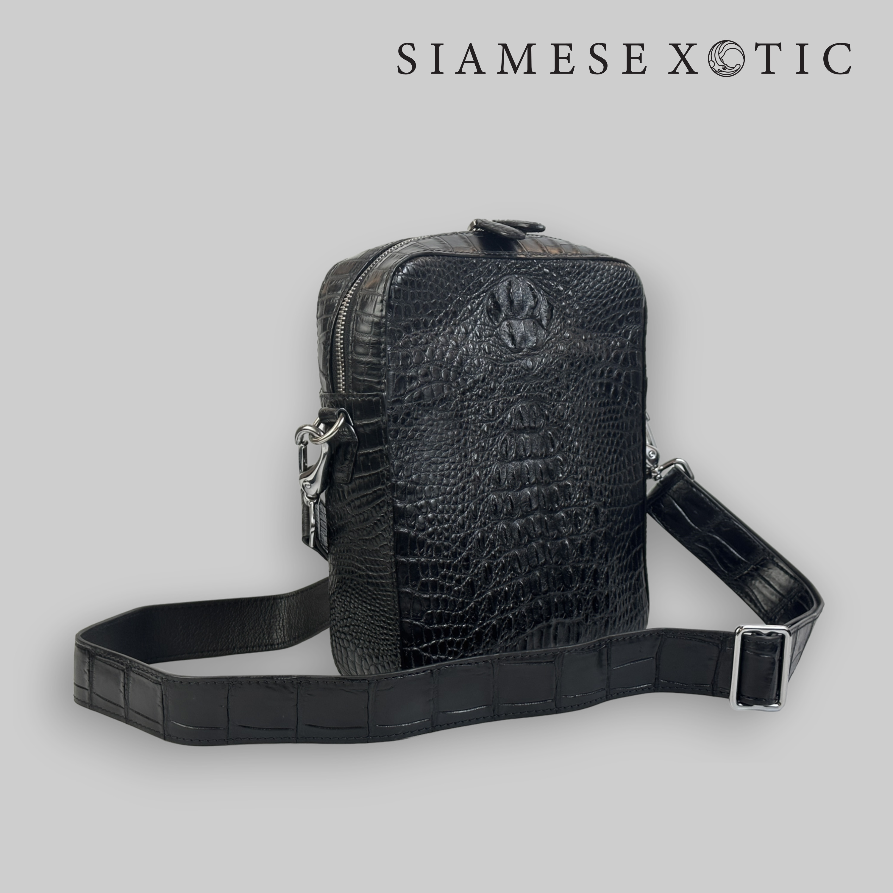 Siamese Xotic / Xo Messenger M 998 Black กระเป๋าสะพายข้าง สีดำ Crocodylus Siamensis ราคา 17,500 บาท*ส่งฟรี