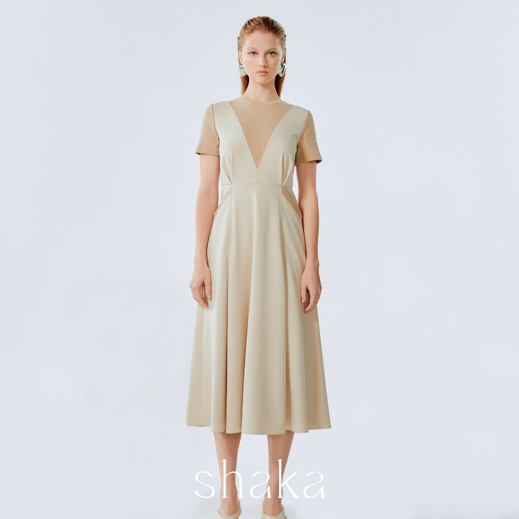 Shaka AW24 Rib Mix Midi Dress ราคา 4,455 บาท*ส่งฟรี