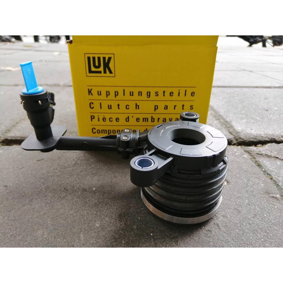 ปั้มคลัทช์ล่าง NISSAN TIIDA sylphy almera ยี่ห้อluk ปี2006-2021 ราคา 1,950 บาท*ส่งฟรี