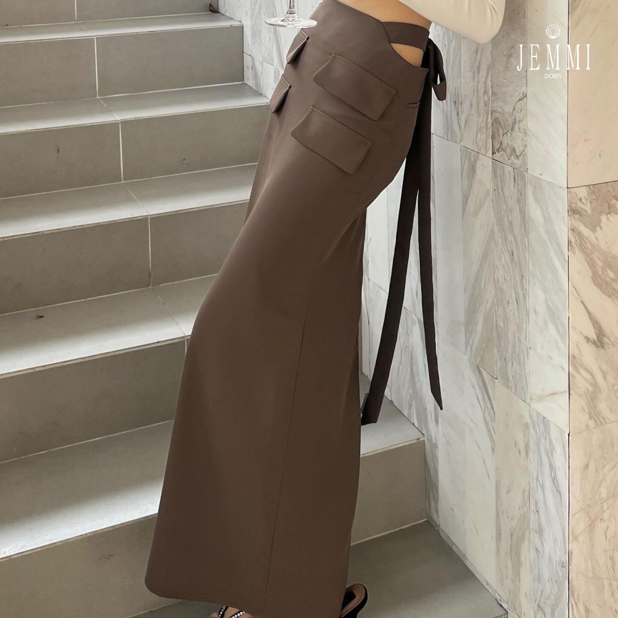 Jemmidoris Long Skirt with Tie Waist at the Back - Odeya Skirt Brown Model ราคา 3,790 บาท*ส่งฟรี