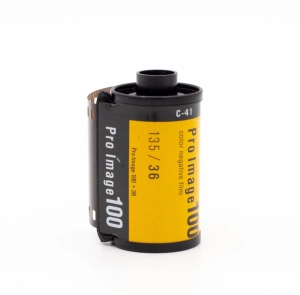 สินค้า ฟิล์มสี Kodak Pro Image 100 35mm 36exp 135-36 สำหรับกล้องฟิล์ม 35มม. กล้องทอย ฟิล์มใหม่
