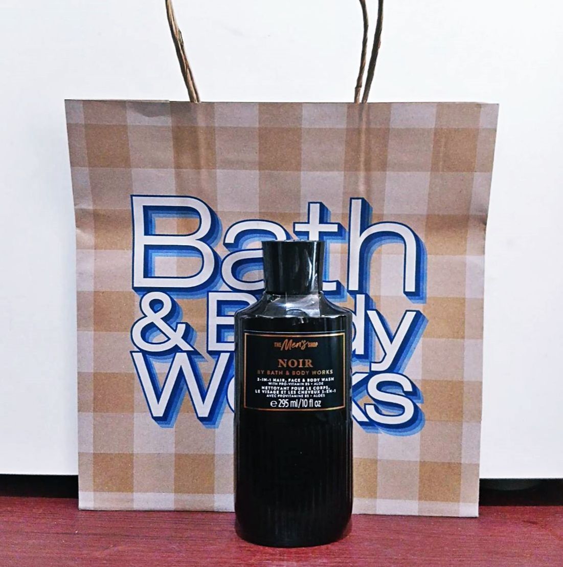 New Item, 100% Genuine Bath & Body Works Mens Noir 3-in-1 Hair, Face & Body Wash ราคา 549 บาท*ส่งฟรี
