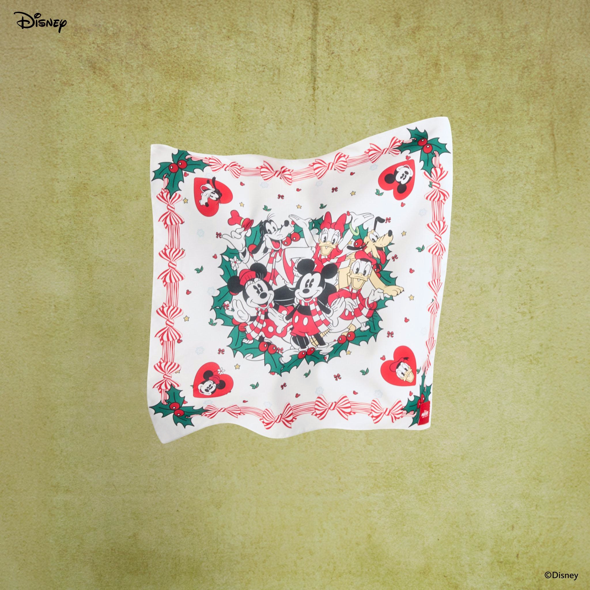 Endless Holiday Winter Bloom Scarf Merry Wishes Mickey & Friends ราคา 990 บาท*ส่งฟรี