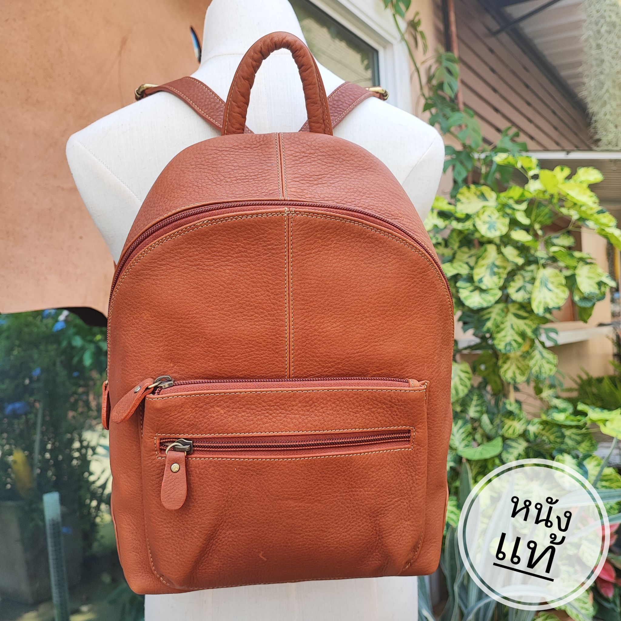 Genuine leather backpack, soft leather, elegant design, large capacity, suitable for all lifestyles ราคา 2,800 บาท*ส่งฟรี