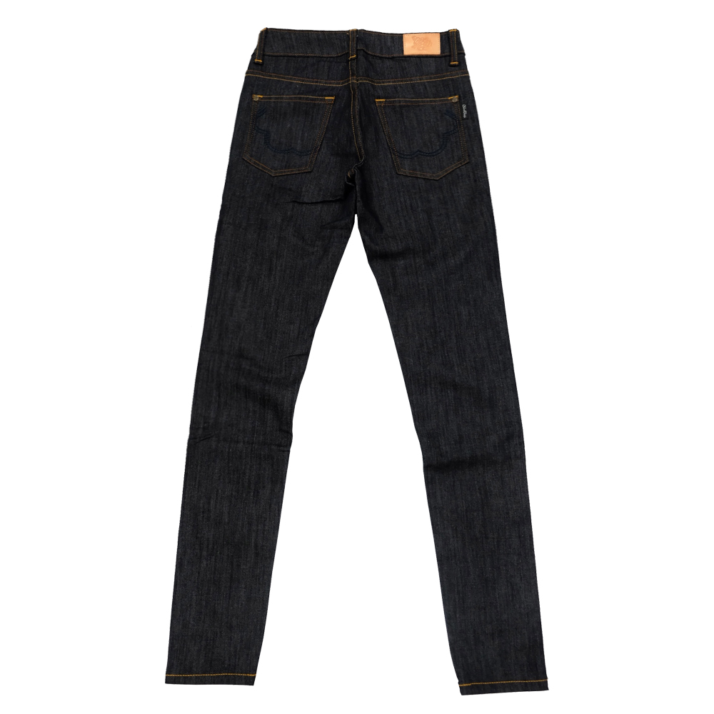 Blacksheepjeans กางเกงยีนส์ผู้หญิงขายาว ทรง Skinny รุ่น BSFSK-170203 สีน้ำเงินเข้ม ราคา 2,000 บาท*ส่งฟรี