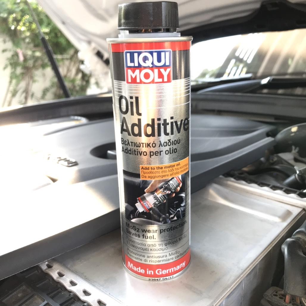 Liqui Moly Oil Additive หัวเชื้อน้ำมันเครื่อง สารเคลือบเครื่องยนต์ สำหรับเครื่องยนต์ทั้งเบนซินและดีเซล (300 mLฝาดำ)