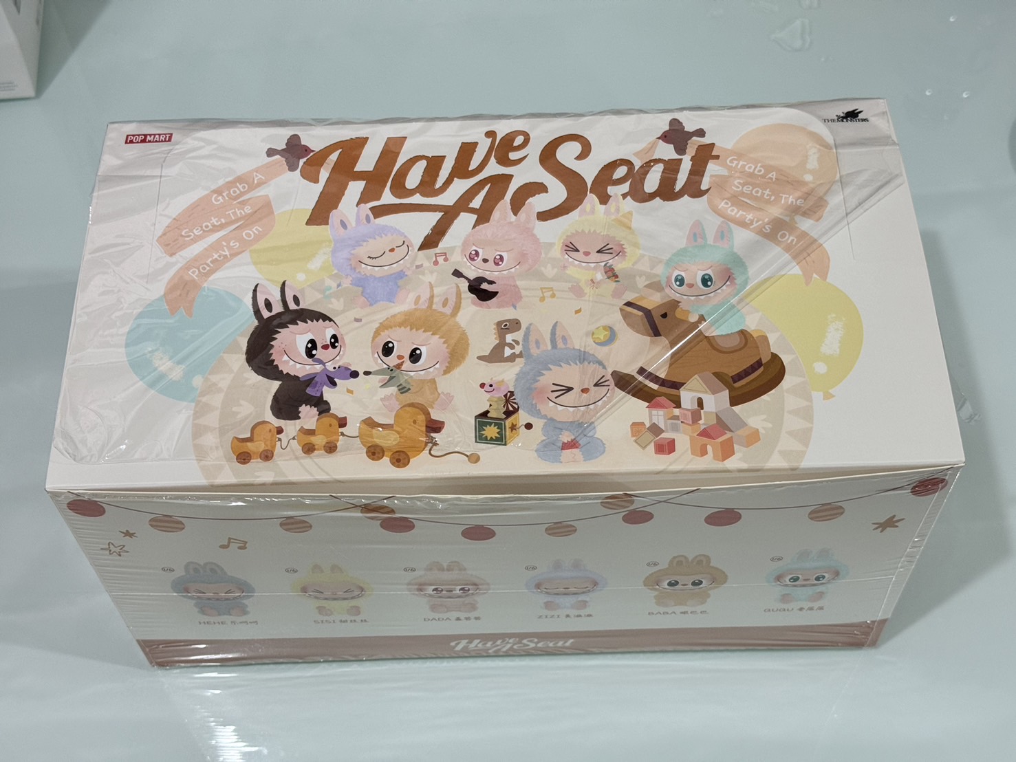 POPMART Labubu Macaron V2 Have a Seat THE MONSTERS ฟิกเกอร์