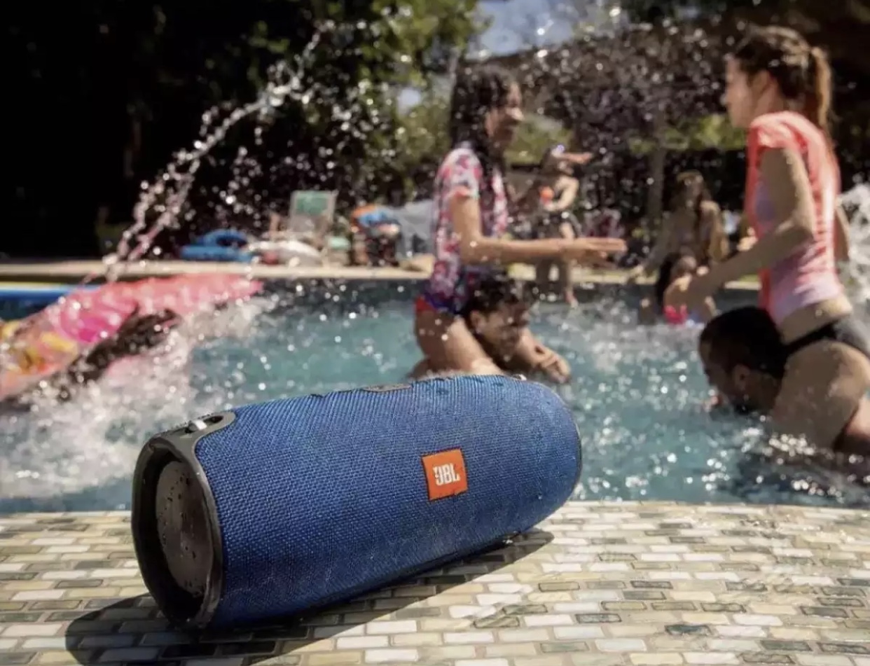 ดูภาพ JBL_XTREME ลำโพงบลูทูธ เครื่องเสียง Bluetooth ลำโพงกลางแจ้ง บลูทูธไร้สาย <br/>เพิ่มเติม JBL_XTREME ลำโพงบลูทูธ เครื่องเสียง Bluetooth ลำโพงกลางแจ้ง บลูทูธไร้สาย
