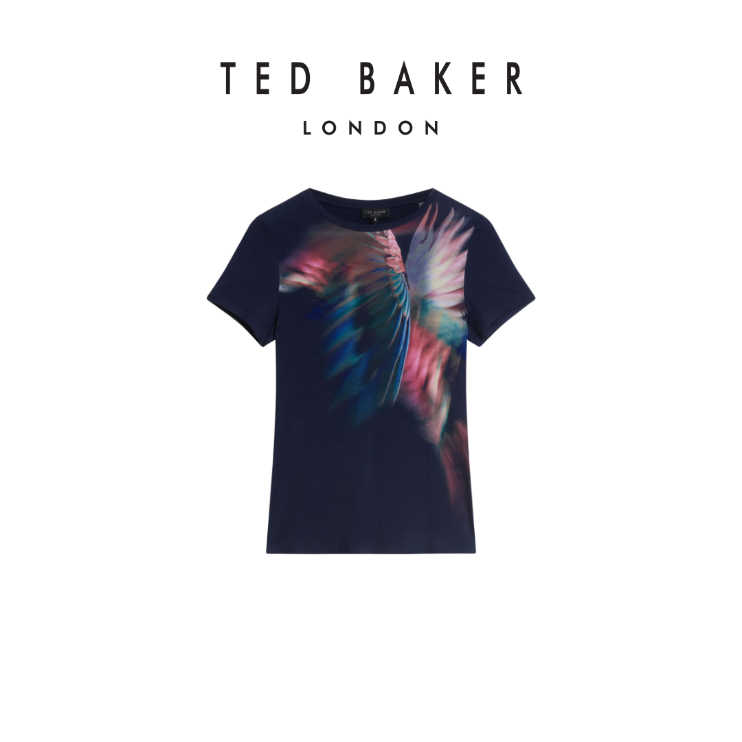 [Speical voucher 15%] Ted Baker Women's Oliaaa Printed Fitted Tee NAVY ราคา 2,870 บาท*ส่งฟรี