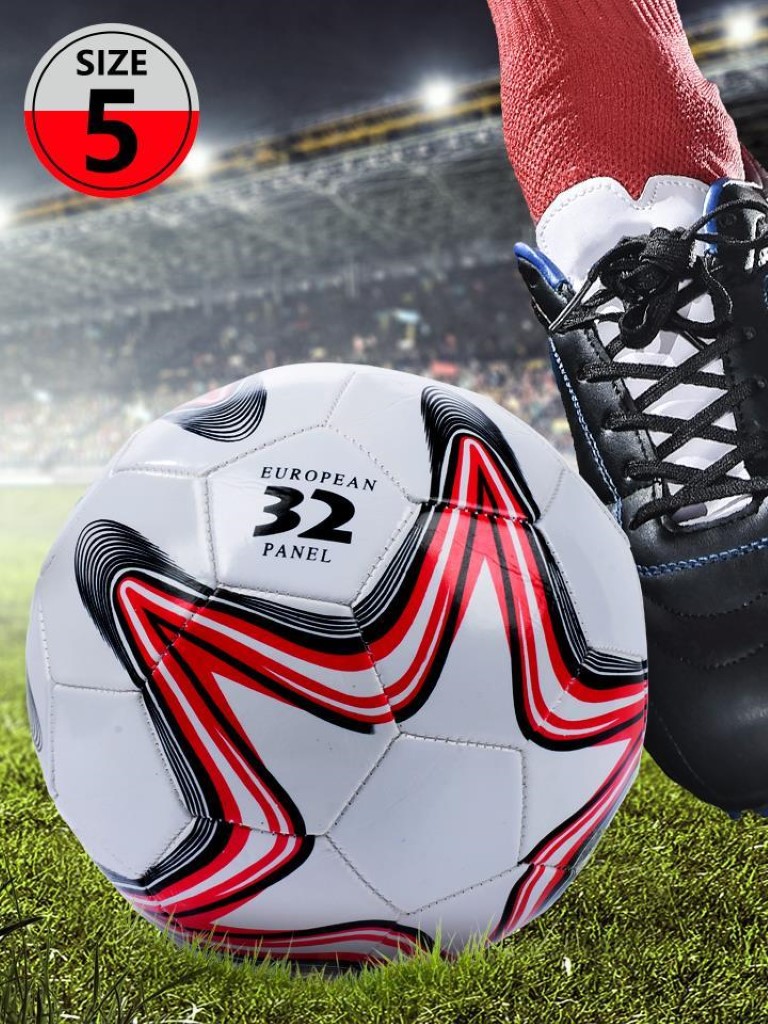 ลูกฟุตบอล มาตรฐานเบอร์ 5 ผลิตจากหนังเย็บ PVC น้ำหนักเบา รับแรงกระแทกได้ดี มีความยืดหยุ่นสูง มาตรฐานเบอร์ 5
