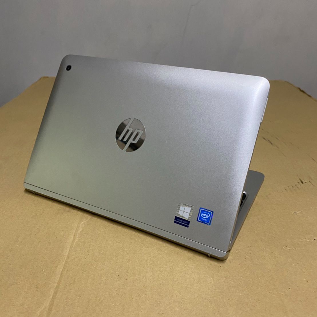 Tablet 2in1 Hp X2 210 G2 Pc Cpu Atom X5-Z8350(Ram:4Gb/Ssd:128Gb) Used Tablet Size 10.1 Ready to Use with Keyboard ราคา 3,590 บาท*ส่งฟรี