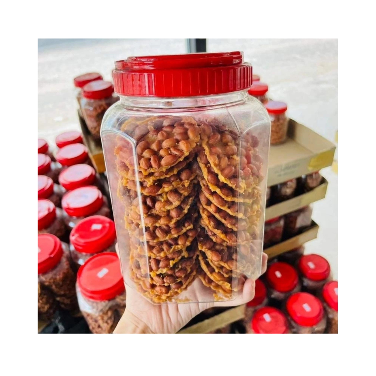 Ready to Ship: 1 Bucket of Red Bucket Snacks (a Legendary Snack) - Traditional Fried Beans - Mini Bucket, Delivery Available. ราคา 124 บาท*ส่งฟรี