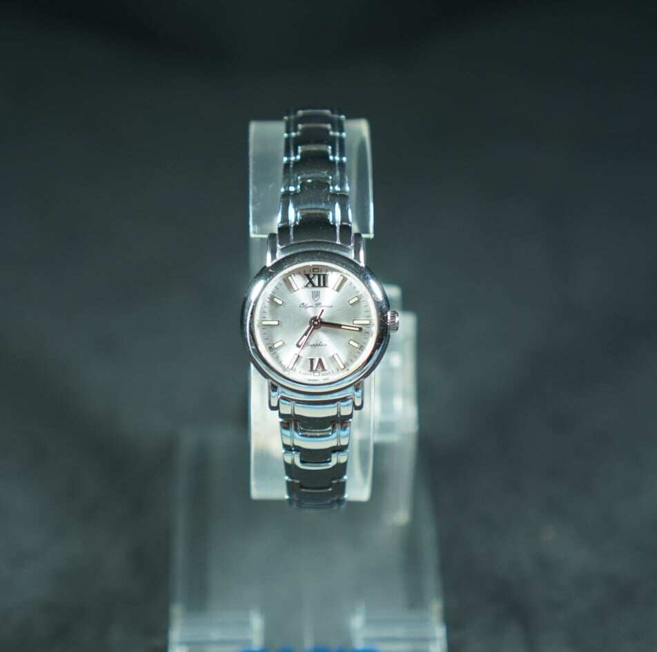 OP olym pianus sapphire นาฬิกาข้อมือผู้หญิง รุ่น 5671L-601 เรือนเงิน (ของแท้ประกันศูนย์ 1 ปี ) NATEETONG ราคา 2,400 บาท*ส่งฟรี