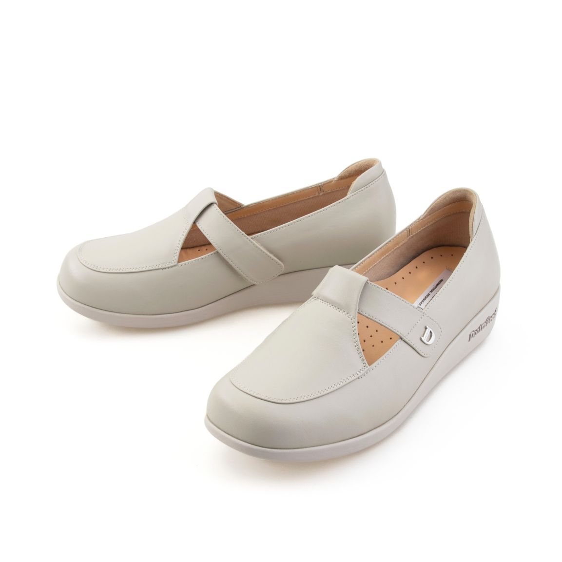 Mayfair JS507 Nature Dortmuend Pro Series 1.25 Inch High Heels, Health Shoes for Long Walks and Standing for Long Periods. ราคา 3,273 บาท*ส่งฟรี