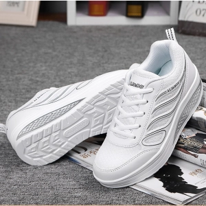 ภาพหน้าปกสินค้าALI&BOY รองเท้าผ้าใบเพื่อสุขภาพ รองเท้าออกกำลังกาย รองเท้าวิ่ง รองเท้าแฟชั่น Fashion & Running Sport Shoes ดีไซส์สวยงาม สไตล์เกาหลี(ปีกนางฟ้า) ที่เกี่ยวข้อง