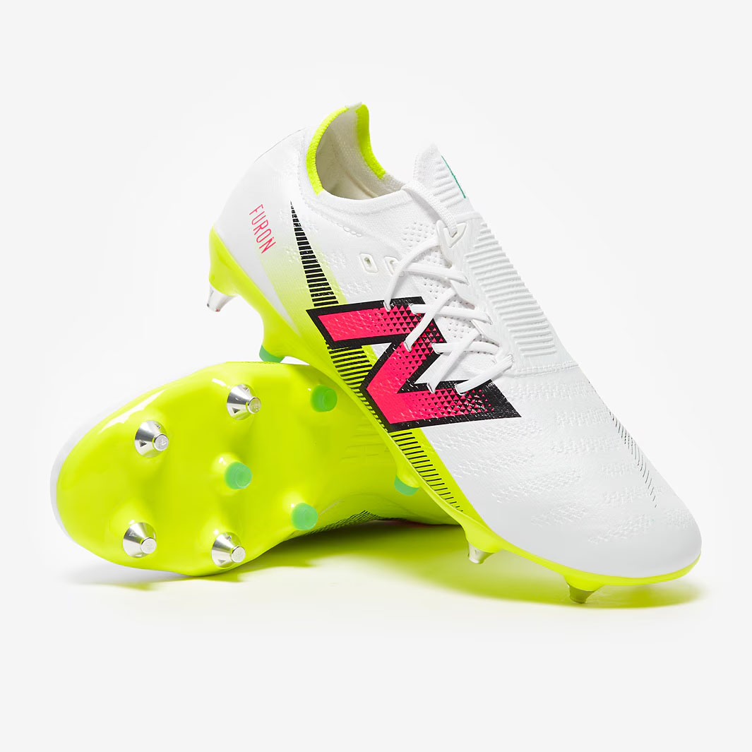 รองเท้าฟุตบอล New Balance Furon V7+ Pro SG ราคา 15,000 บาท*ส่งฟรี