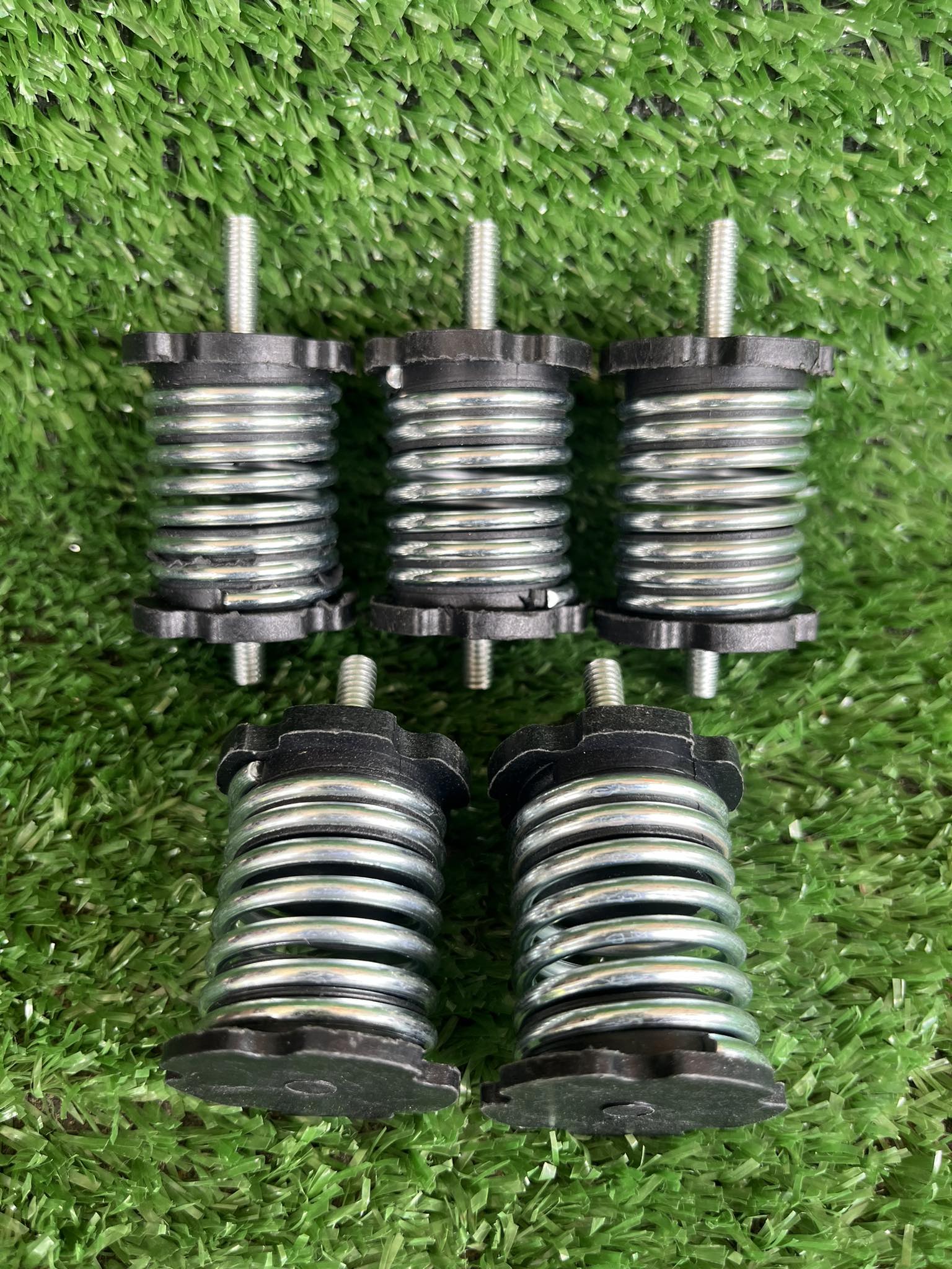 Engine Nut Spare Parts, Engine Platform Rubber, Good Quality Spring-Type Fertilizer Sprayer Engine Platform Rubber, Ready for Delivery. ราคา 180 บาท*ส่งฟรี