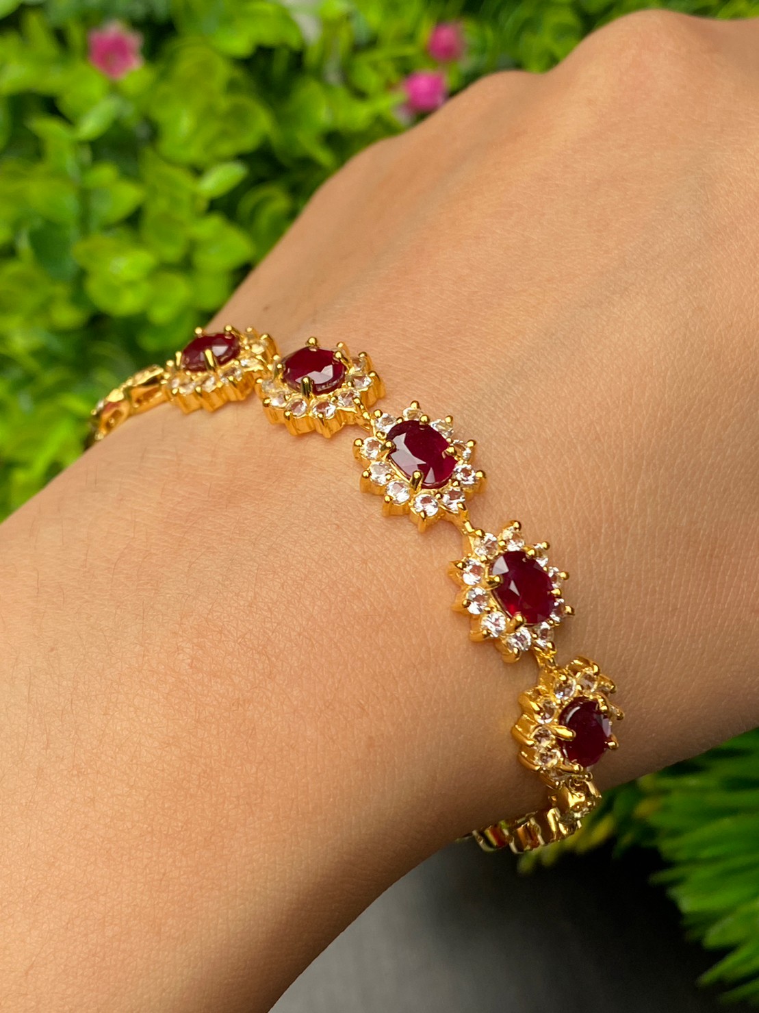 สร้อยข้อมือ พลอยแท้ ทับทิม Ruby Sapphire Bracelet 7 กะรัต 5 เม็ด พลอยแท้ อัญมณีมงคลประจําวันเกิด เครื่องประดับพลอย ราคา 11,300 บาท*ส่งฟรี