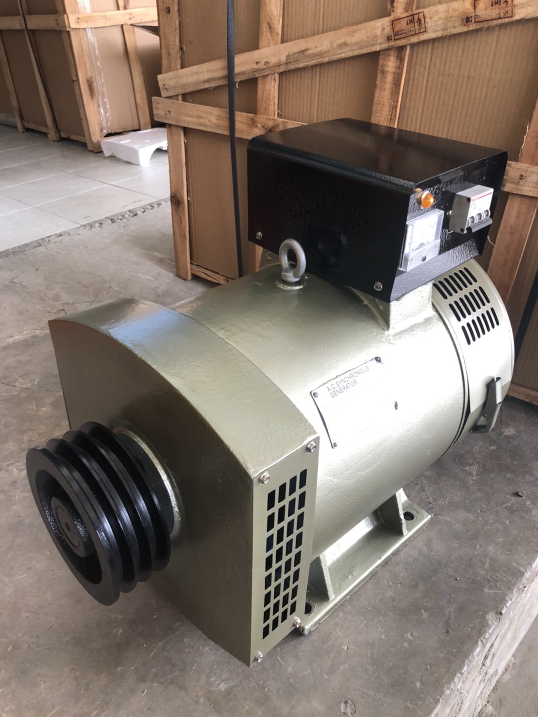 ไดนาโม ปั่นไฟ 15KW 380V Generator ยี่ห้อ XYLON รุ่น XYL-15KW ราคา 29,900 บาท*ส่งฟรี
