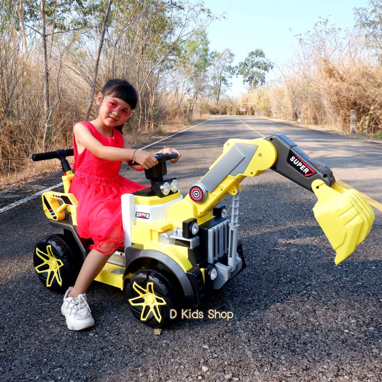 DK แมคโครไฟฟ้า รถแบตเตอรี่เด็ก รถเด็ก รถแมคโครเด็ก รถตักดิน 2 มอเตอร์ คันใหญ่มาก No.269 มีด้ามเข็น ราคา 2,690 บาท*ส่งฟรี