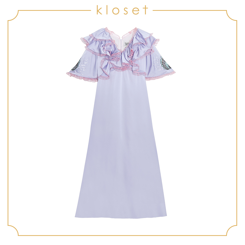 KLOSET Long Dress With Ruffles (RS19-D008) เดรสยาวแต่งระบาย แขนสั้นปักดีเทลรูปหอย ราคา 3,051 บาท*ส่งฟรี