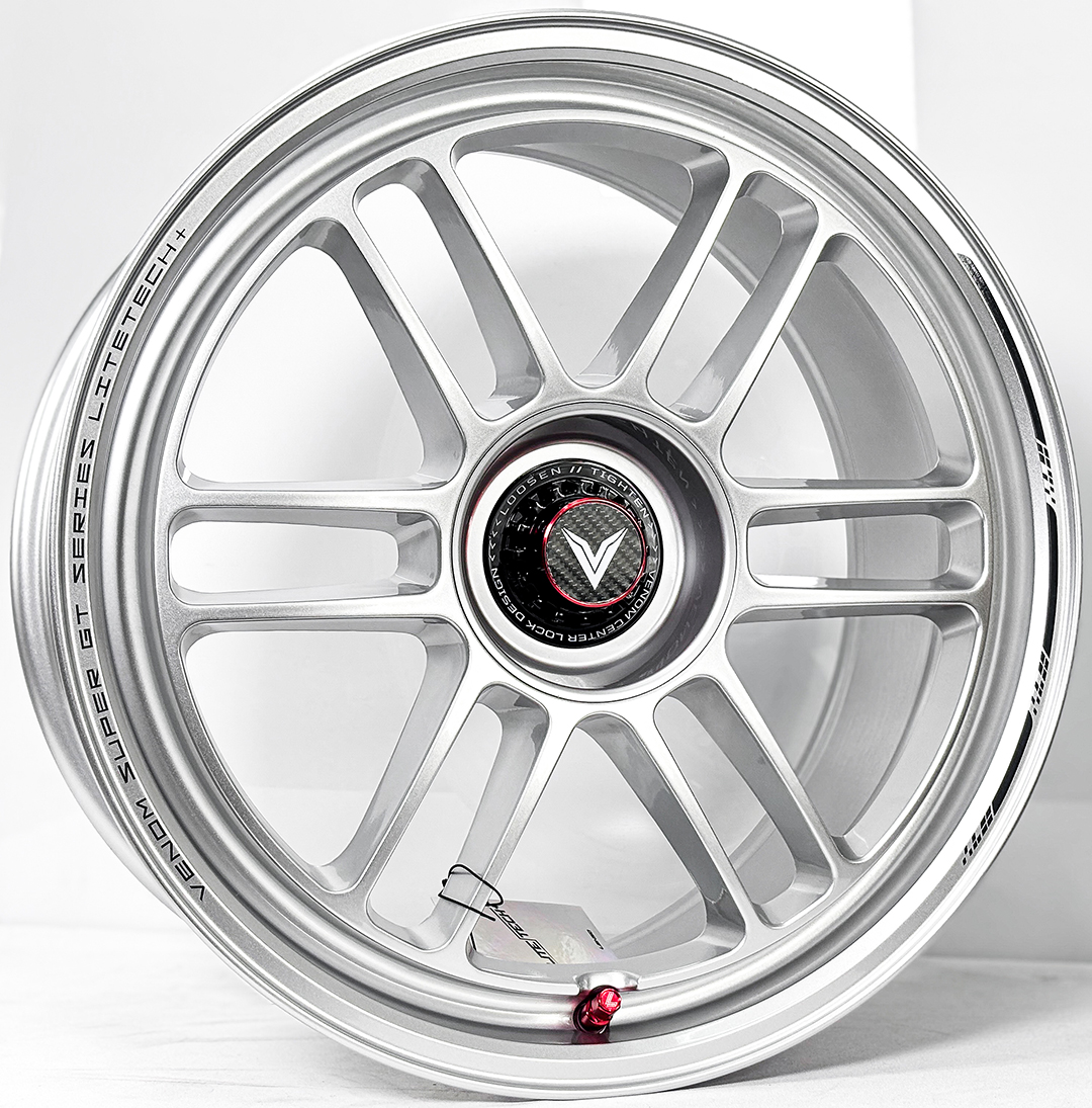 อุปกรณ์และชิ้นส่วนยานยนต์ LENSO WHELL ล้อแม็ก Lenso Super Gt Vnr Venom Litetech+ ขนาดขอบ 18 นิ้ว 5 รู 114.3 สีเงิน แป้นสีเทา กว้าง 8.5 นิ้ว Offset35 22782 ราคา 41,400 บาท*ส่งฟรี