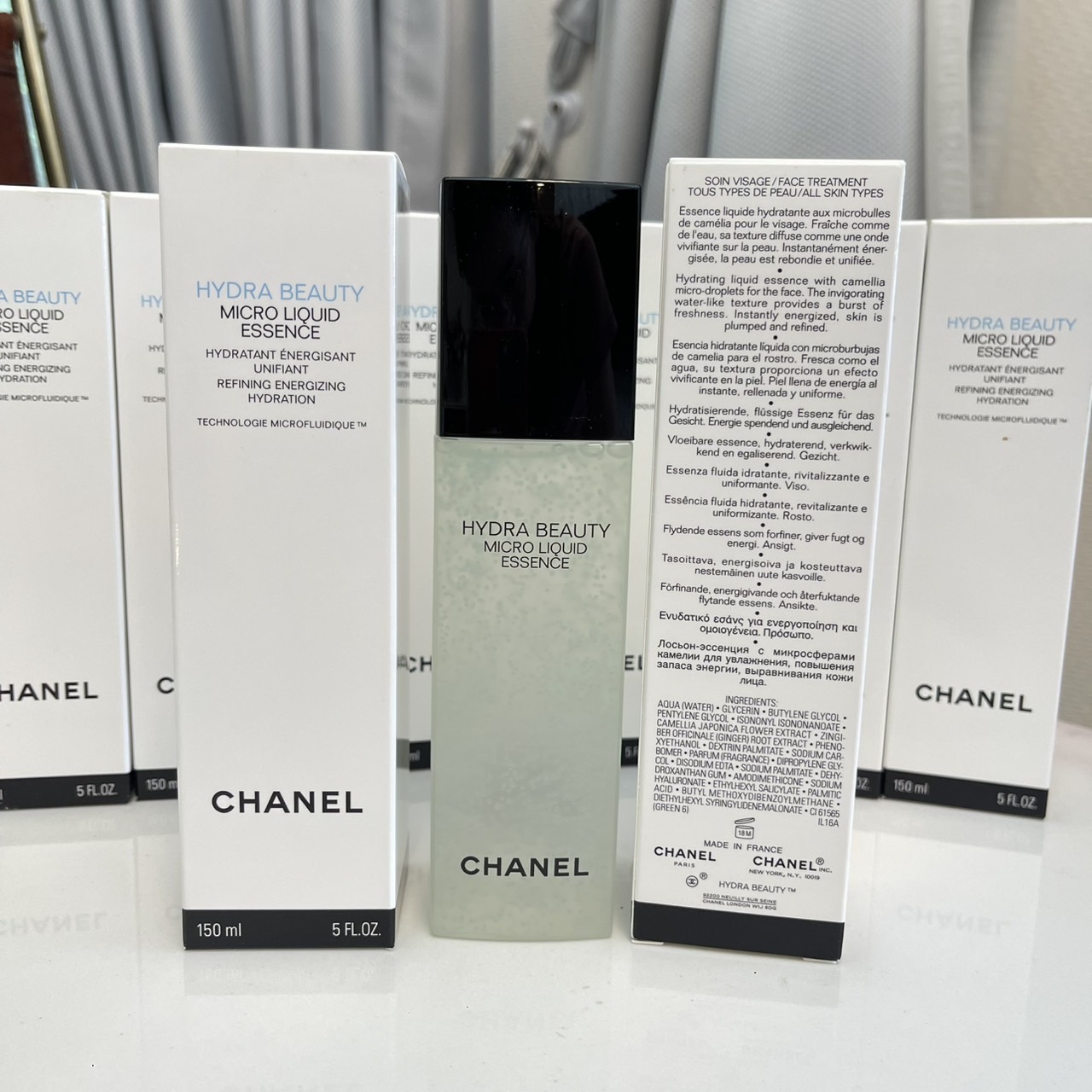 Chanel Hydra Beauty Micro Liquid Essence 150 ml Essence That Nourishes the Skin and Replenishes Moisture. ราคา 2,999 บาท*ส่งฟรี