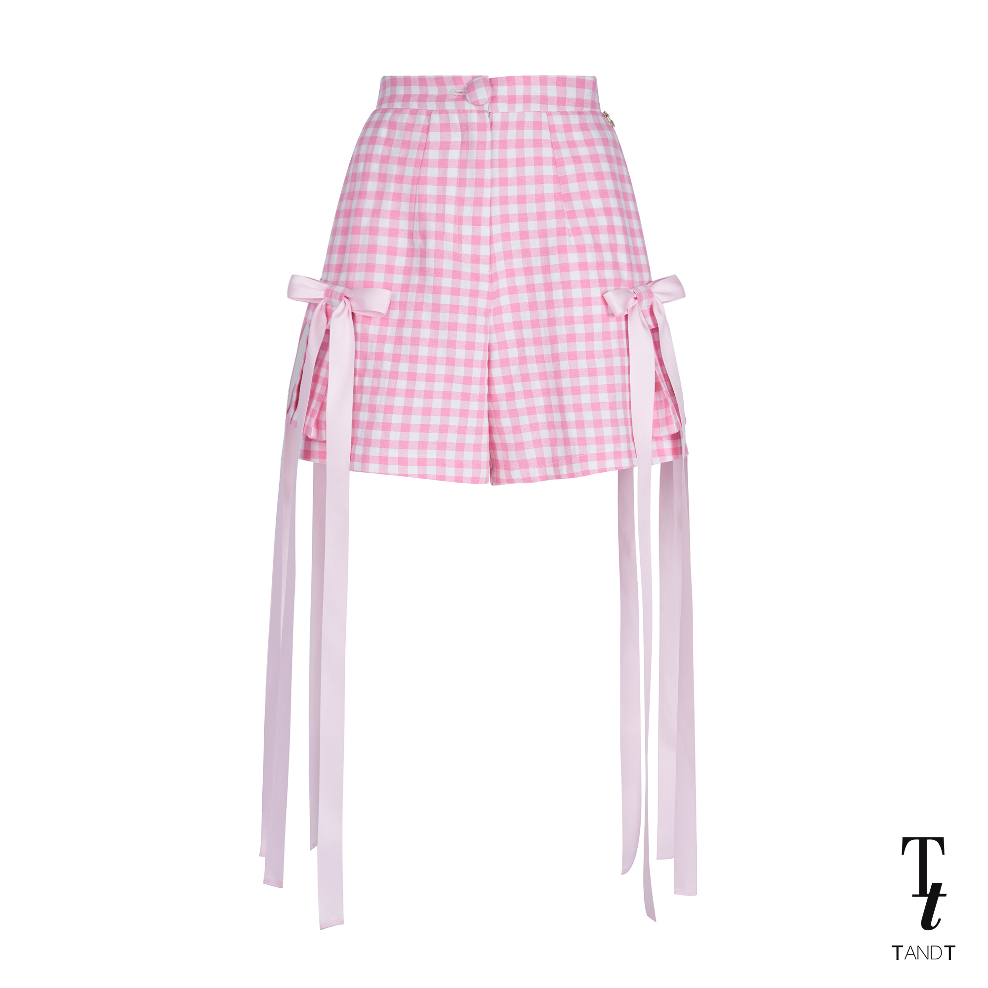 TandT - LOVIE - BOW HAND-CRAFTED POCKET CARGO GINGHAM PANTS กางเกงขาสั้นทรงขาบาน ตกแต่งกระเป๋าและโบว์ 2 ข้าง ผ้าคอตต้อนลายสก็อตสีชมพู ราคา 2,740 บาท*ส่งฟรี