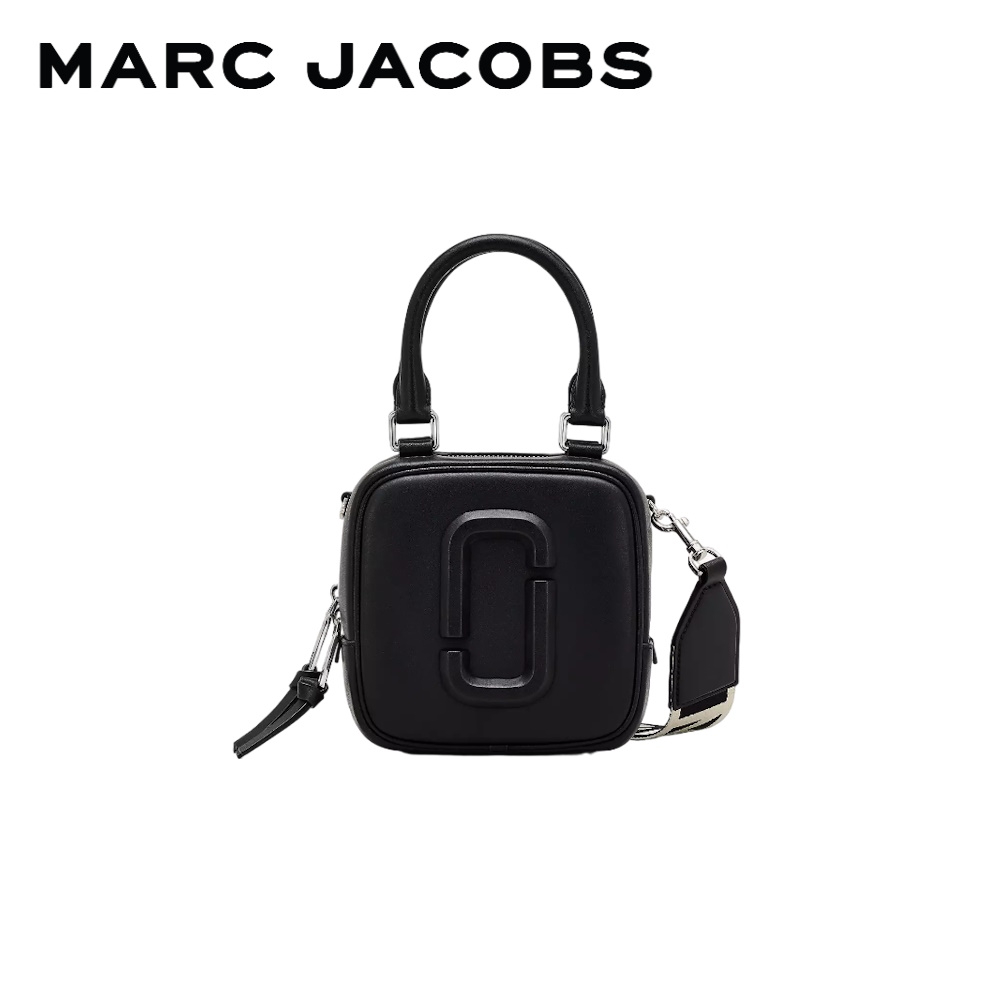 MARC JACOBS THE COVERED J MARC CUBE PF24 กระเป๋าสะพาย ราคา 18,900 บาท*ส่งฟรี