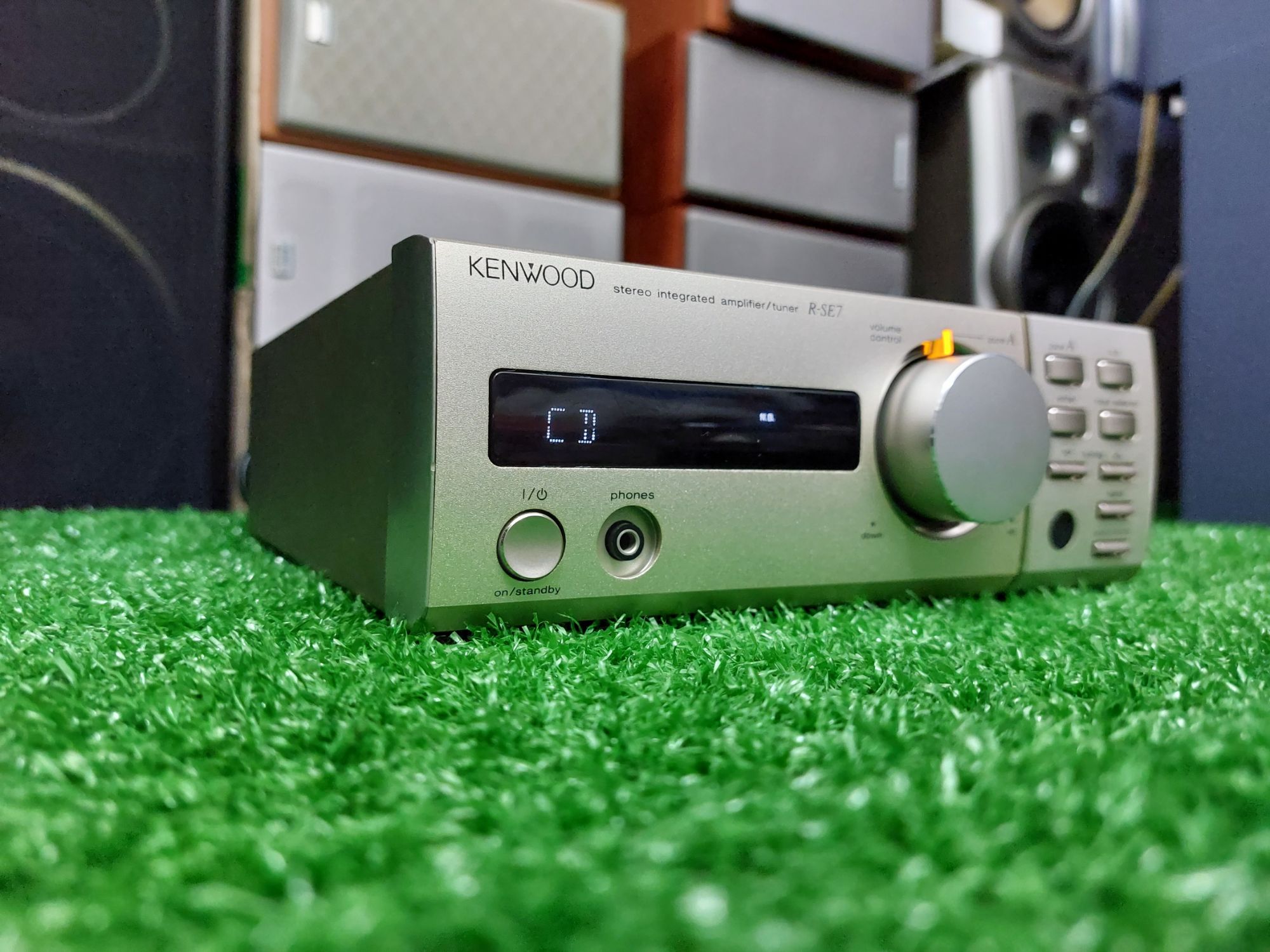 KENWOOD R-SE7 Integrated Amplifier Tuner