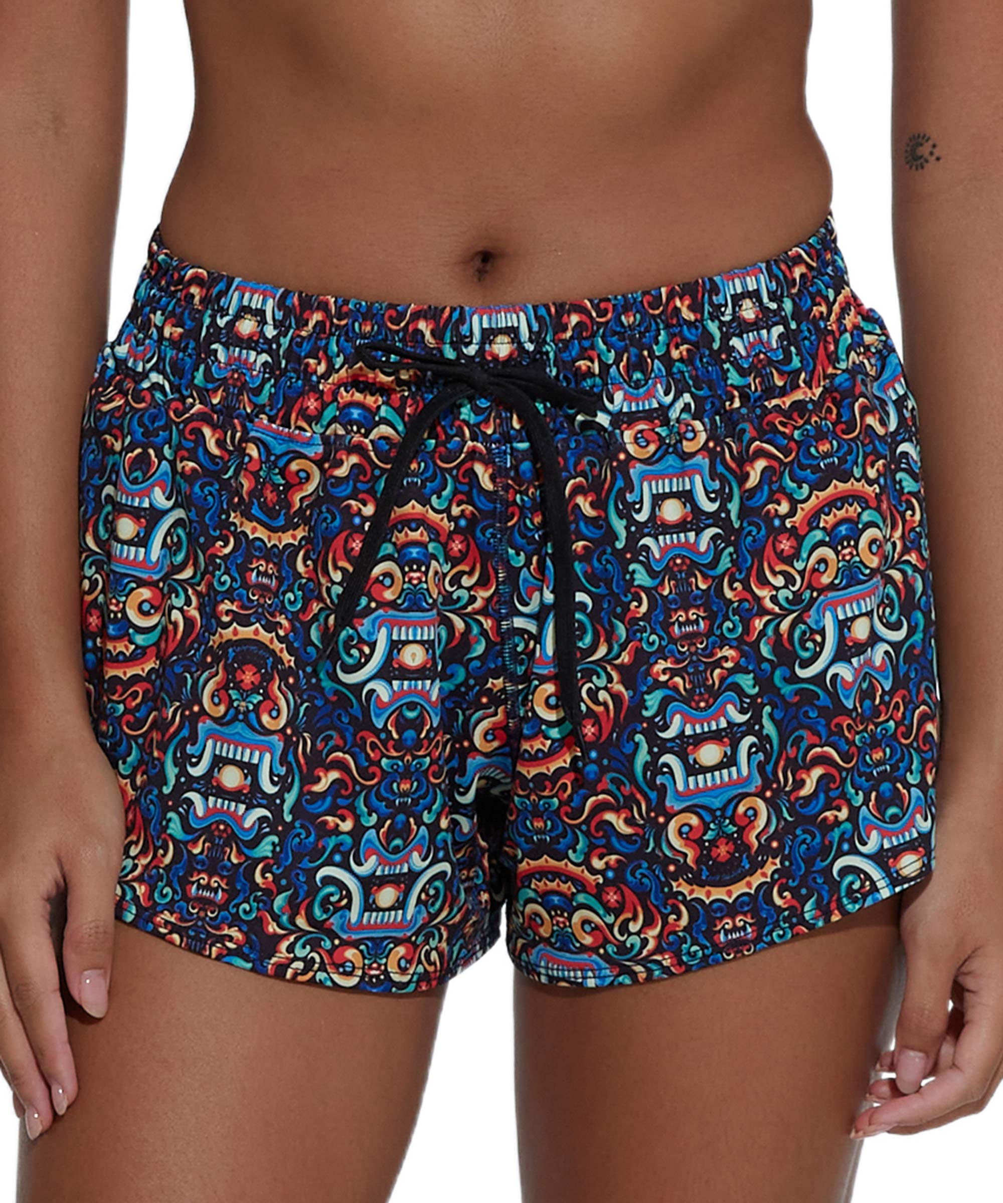 69Slam Women Sport Shorts Pants TOTEM BALI Rama Running Shorts Yoga Shorts Activewear Women for Exercising or Casual Shorts ราคา 1,990 บาท*ส่งฟรี