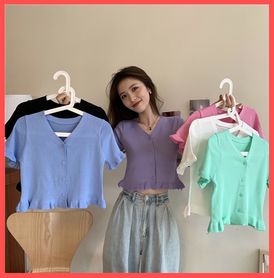 Ginashop ?พร้อมส่ง?เสื้อครอปคอวีแขนสั้น งานไหมพรมเสื้อแฟชั่น เสื้อแฟชั่นเกาหลี