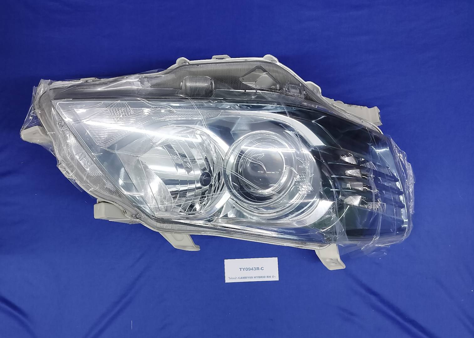 ไฟหน้า LED ไฟท้ายรถยนต์ มอเตอร์ไซค์ Toyota Camry ปี 2009 ไฟหน้า Hybrid ซ้าย(Lh) ขวา(Rh) เลนส์สีฟ้า คุณภาพดี ทนทานต่อแสงแดดและฝน ราคา 9,100 บาท*ส่งฟรี