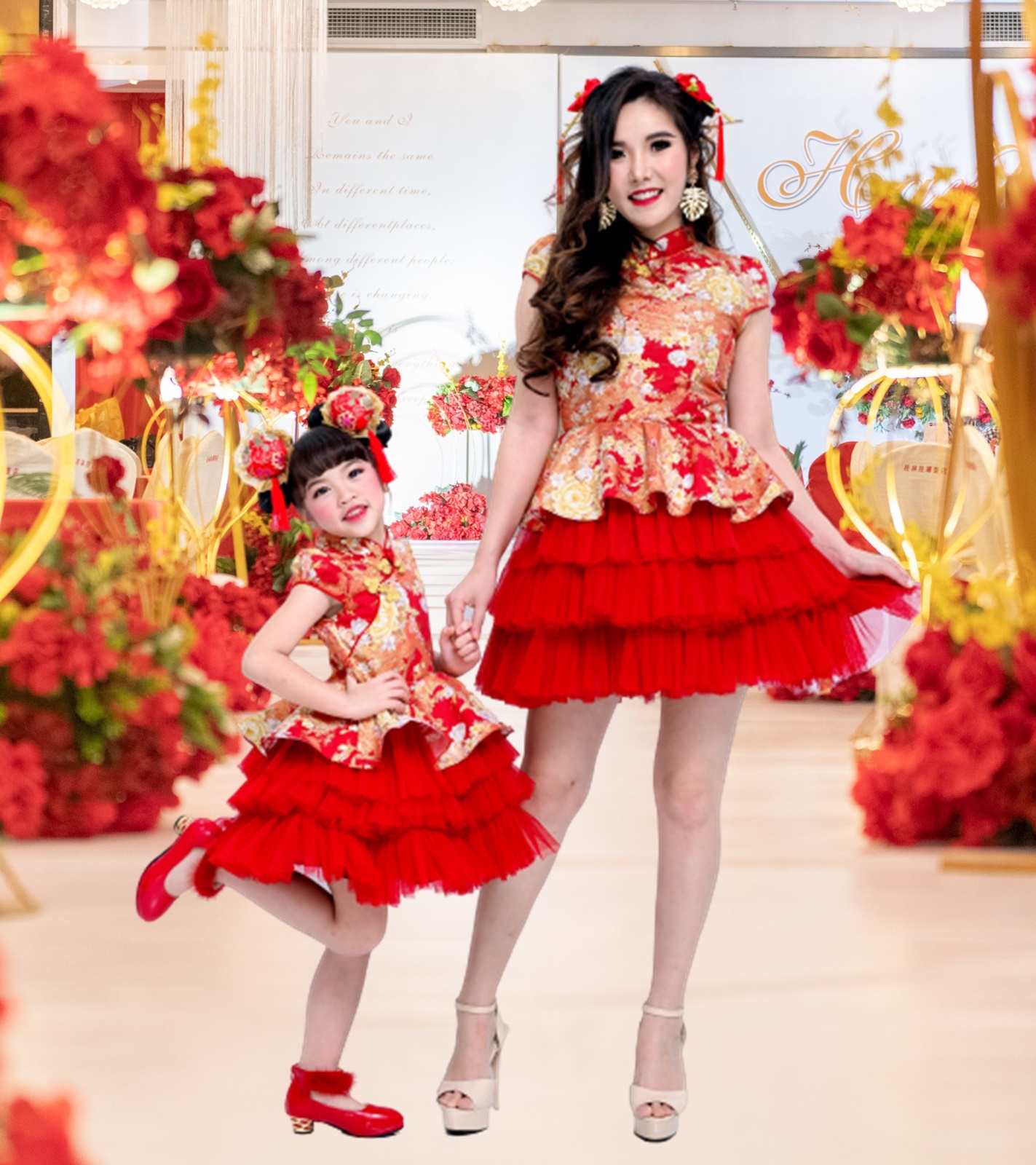 ชุดจีน ลายมังกร Chinese Balloon ชุดจีนคู่รัก ชุดจีนแม่ลูก ชุดจีนครอบครัว เดรสชุดจีน ลายมังกรสีแดง ราคา 690 บาท*ส่งฟรี