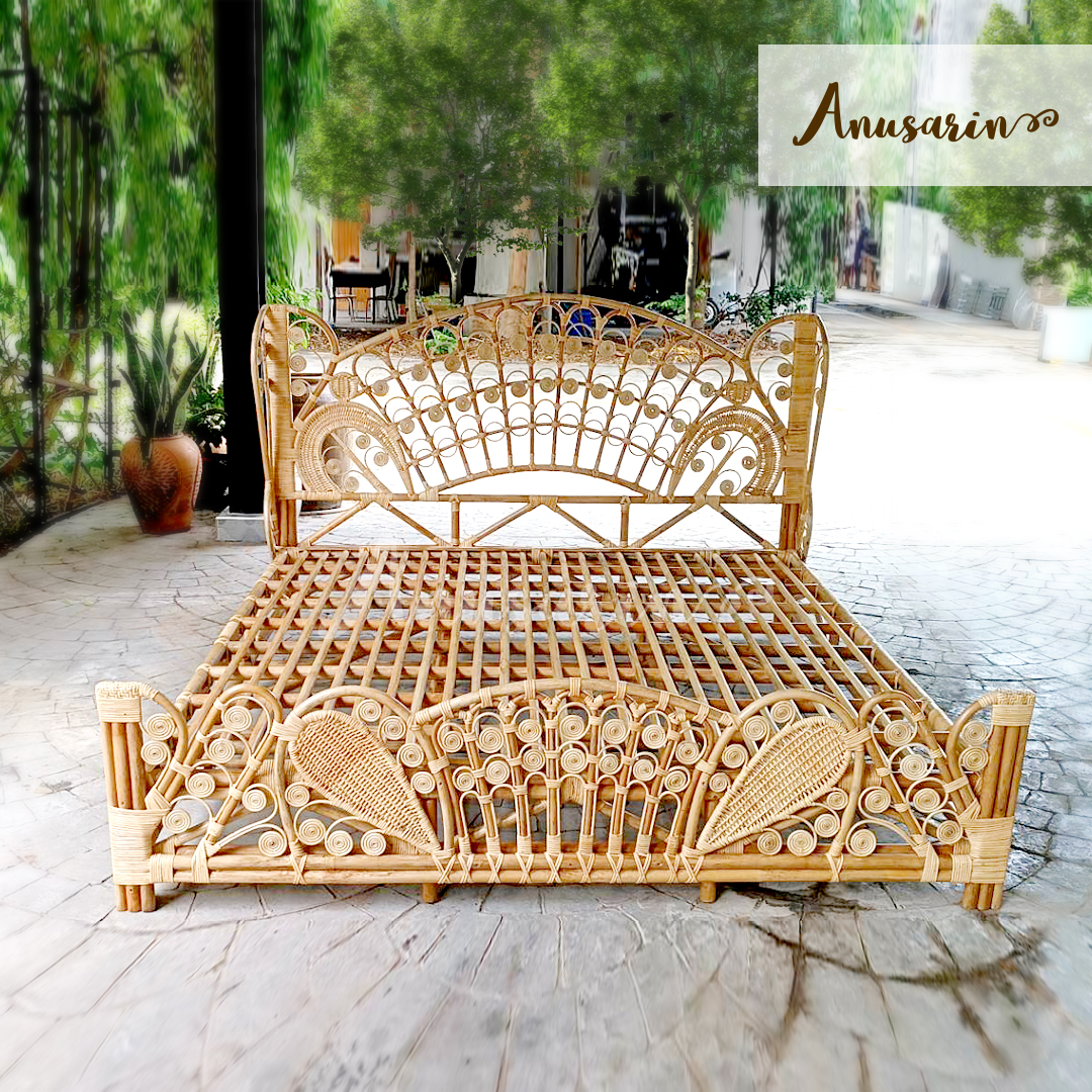 Anusarin Belle Bed in Natural Matte for 6-feet King-Sized mattress Lacquered in Natural Color ราคา 21,540 บาท*ส่งฟรี