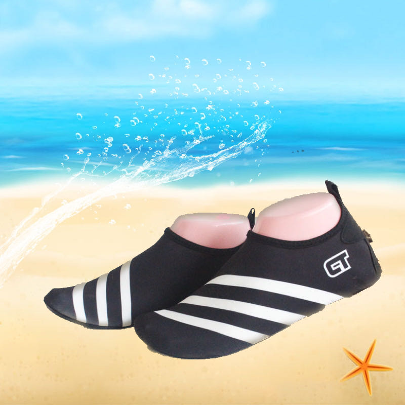 รูปภาพเพิ่มเติมของ รองเท้าชายหาดชายหญิง 40-41รองเท้าใส่เล่นน้ำ รองเท้าเดินชายหาด ลดล้างสต็อก (พร้อมส่ง)