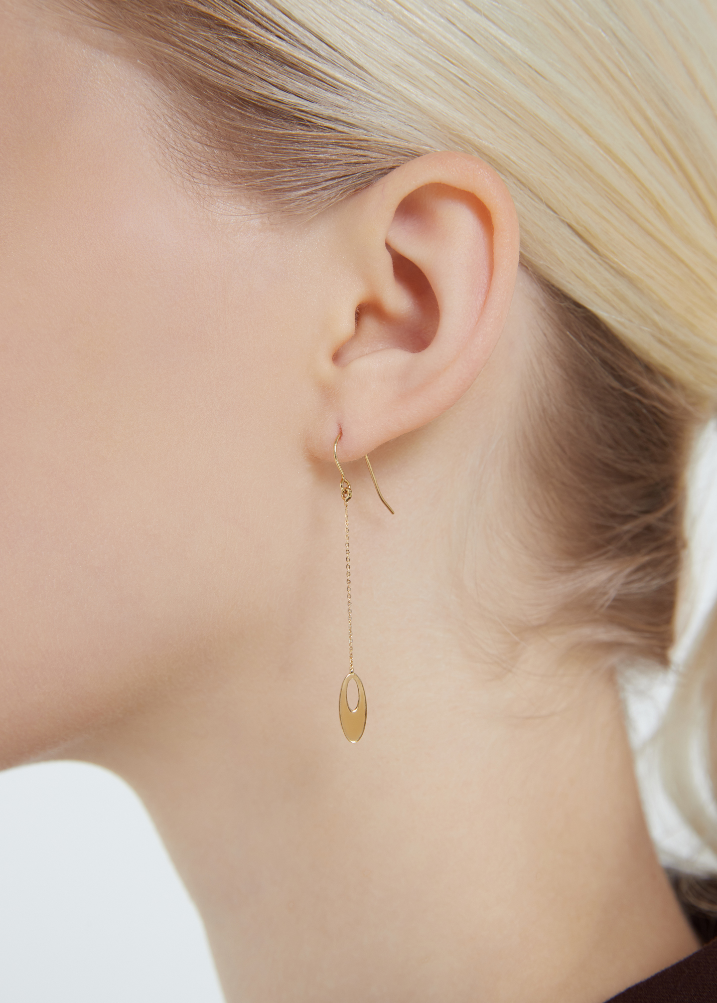 Nathalias NY 6.35 mm 10k Yellow Gold Cutout Oval Chain Dangling Earrings 46430 ราคา 5,900 บาท*ส่งฟรี