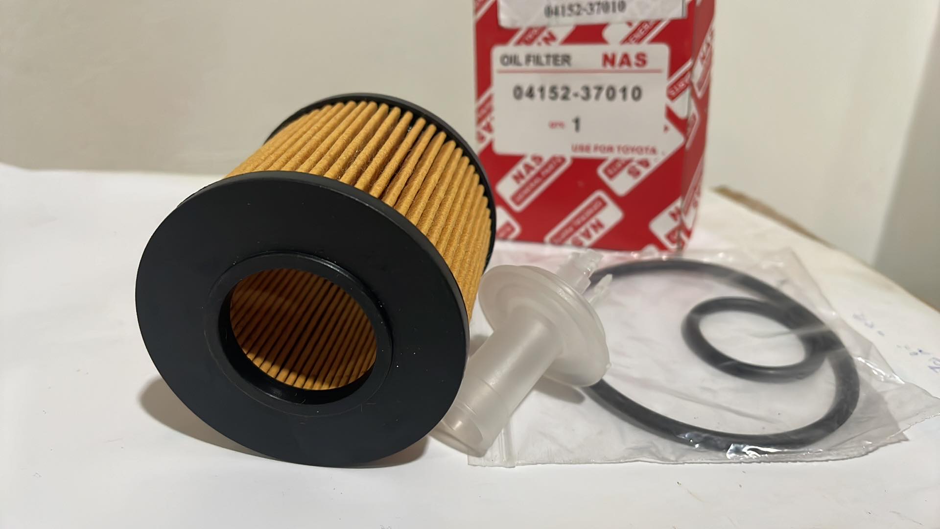 กรองเครื่อง Toyota อัลติส ยาริส อแวนซ่า กระดาษ รหัส04152-37010 พร้อมจัดส่ง ราคาถูก สิ้นค้าขายดี ราคา 120 บาท*ส่งฟรี