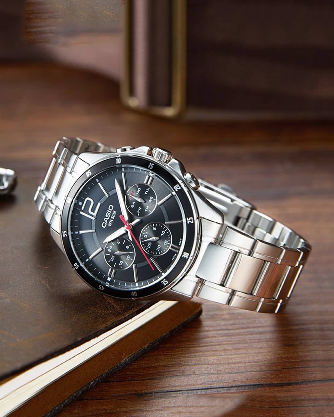 มุมมองเพิ่มเติมของสินค้า Win Watch Shop Casio Standard นาฬิกาผู้ชาย สายสเตนเลส รุ่น MTP-1374D-1AVDF -มั่นใจ สินค้าของแท้ 100% รับประกันสินค้า 1 ปี (สินค้าขายดีสุดๆ)