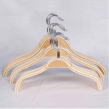 ไม้แขวนเสื้อไม้ซาร่า 40cm (12 ชิ้น)