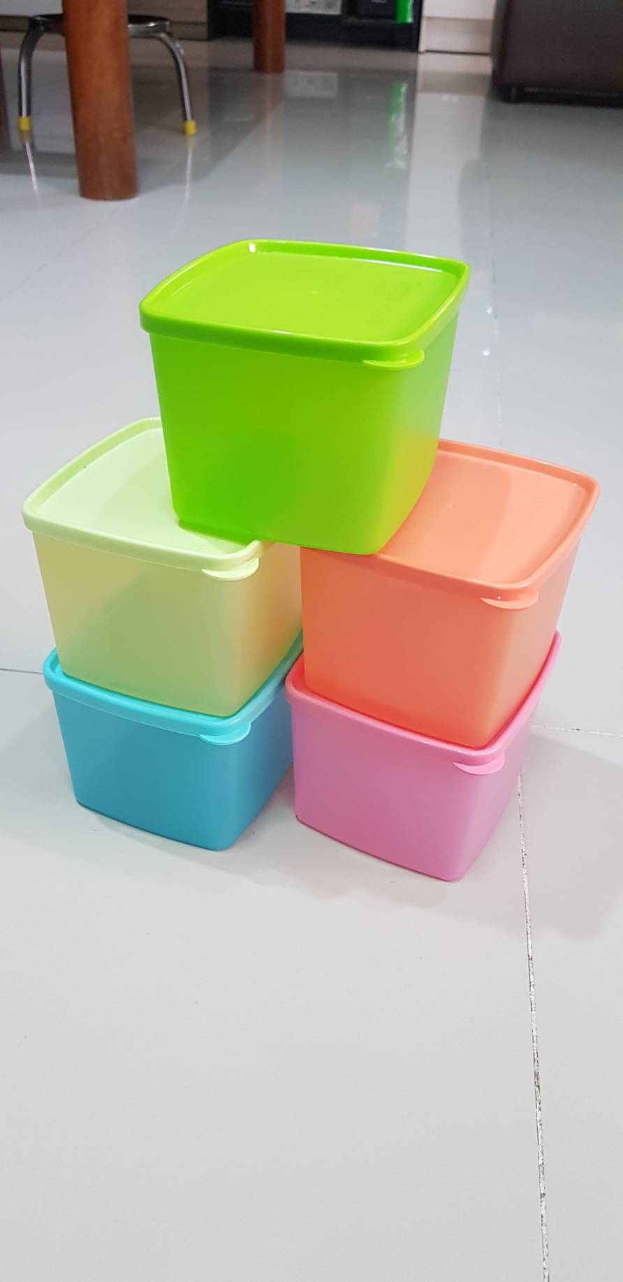 Tupperware กล่องเหมันต์กลาง ราคา 750 บาท*ส่งฟรี