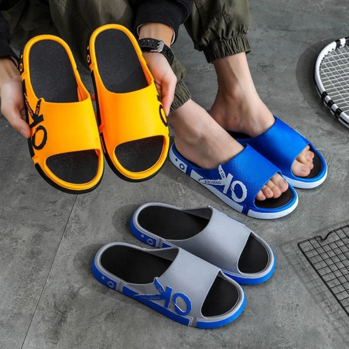 LKShoes มาใหม่ ล่าสุด รองเท้าแตะแฟชั่นผู้ชาย รองเท้าแตะแบบสวม รองเท้าผู้ชาย พิมพ์ด้วย OK 👌🏿 สีตัดกันอย่าลงตัว เท่ห์มา🖤