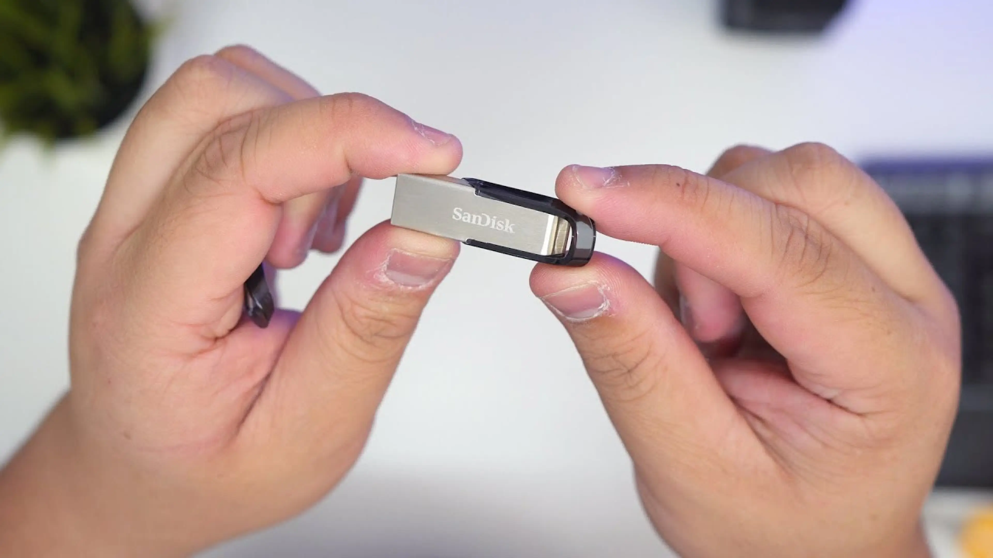 แฟลชไดร์ฟ Sandisk สำหรับบูตเพื่อลง Windows 11 AIO 16in1 24H2 Build 26100.2605 (No TPM Required) คอมเก่าลงได้ แอ็คทิเวทให้เรียบร้อย Multilingual Preactivated December 2024